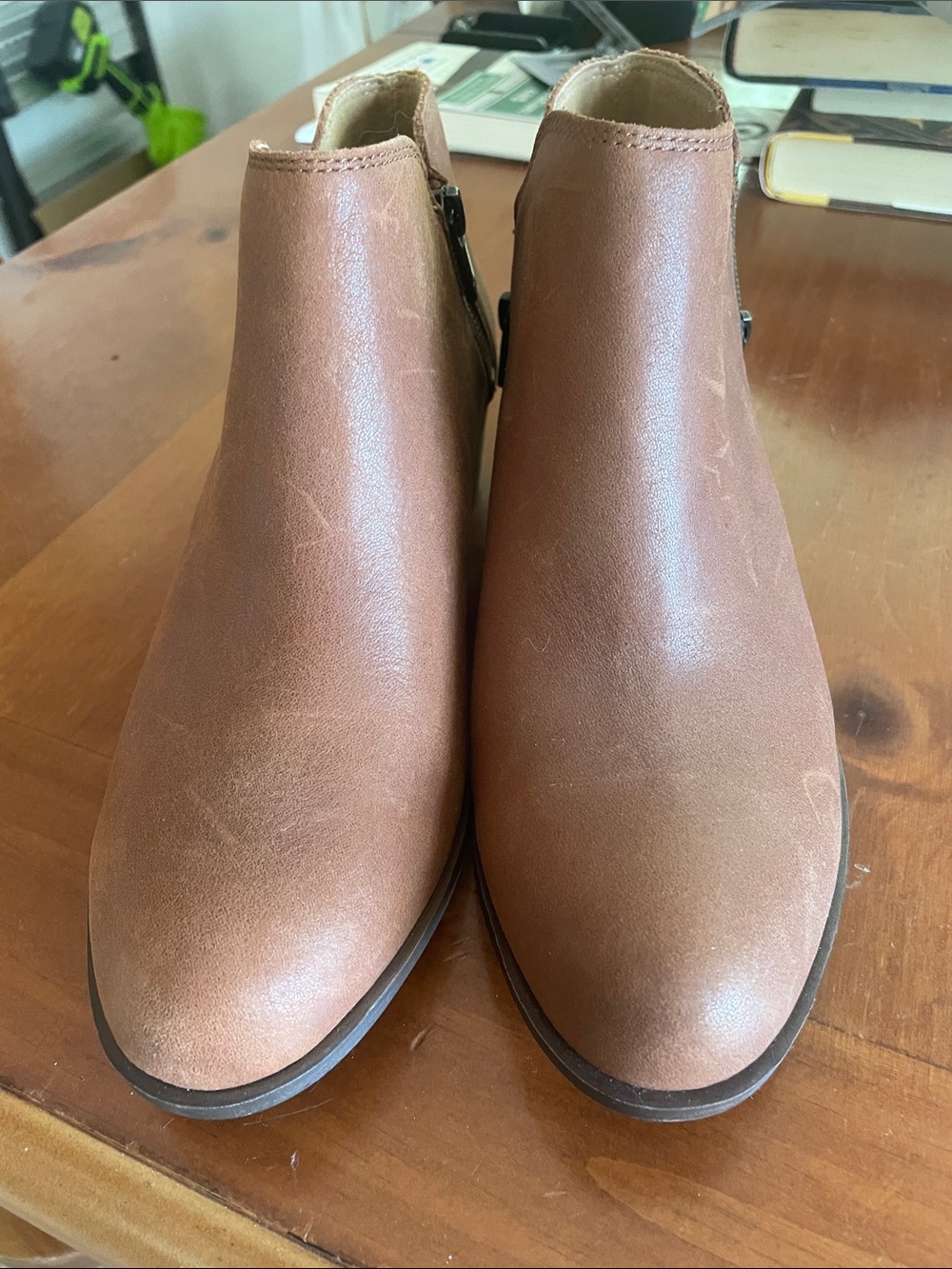 Lucky Brand Women’s Tan Brown Chukka Ankle Boot with Side Zip on both sides SZ 8